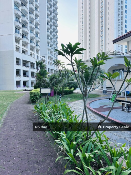 Ocean Palms Condominium Tanjung Kling Melaka