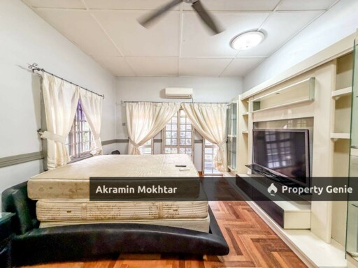 Double Storey Semi-D Seksyen 9, Shah Alam