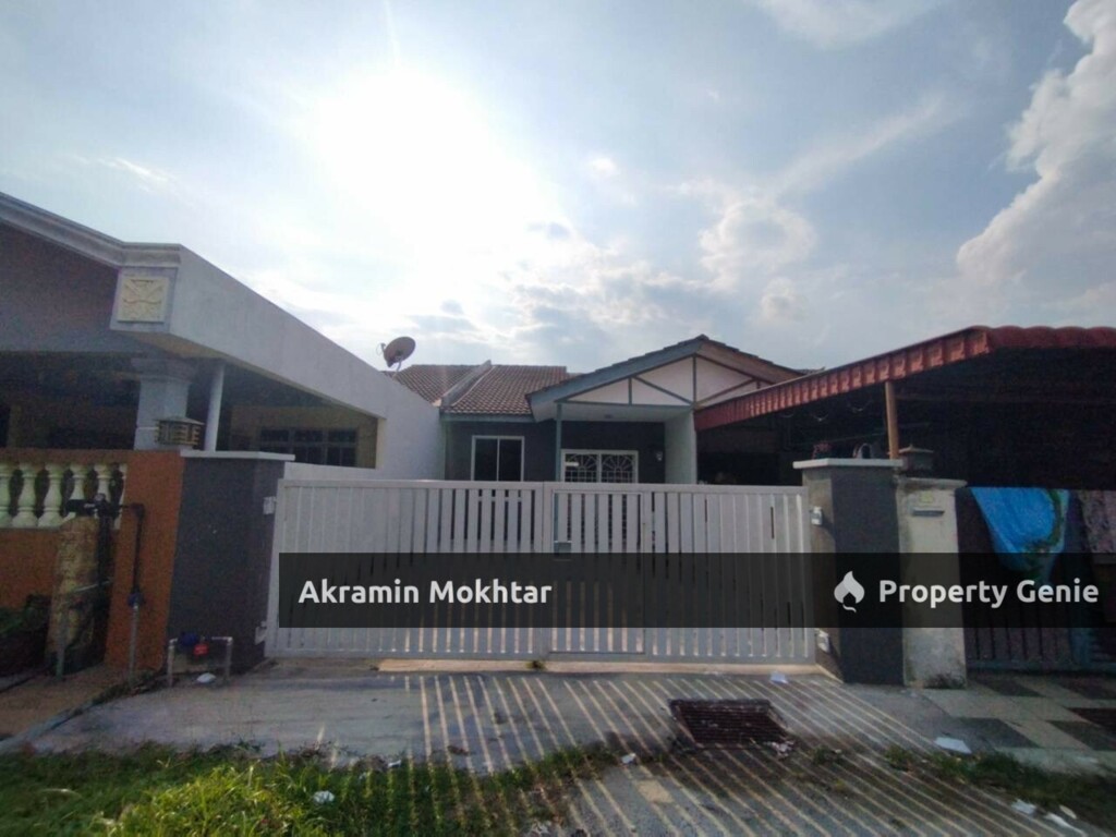 Freehold | Single Storey Terrace Jalan Widuri Bukit Beruntung Rawang Selangor ( Facing open)