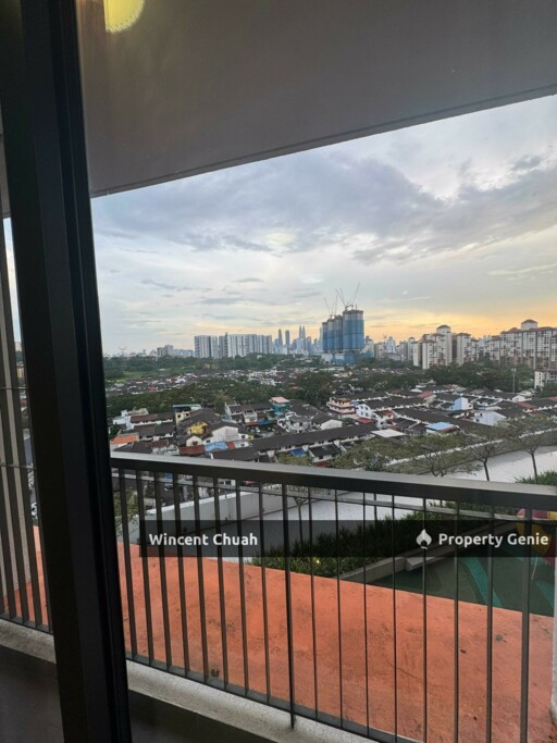 Residensi Rampai II Setapak | 4BR 2CP | Pool & KLCC View | Near Wangsa Maju