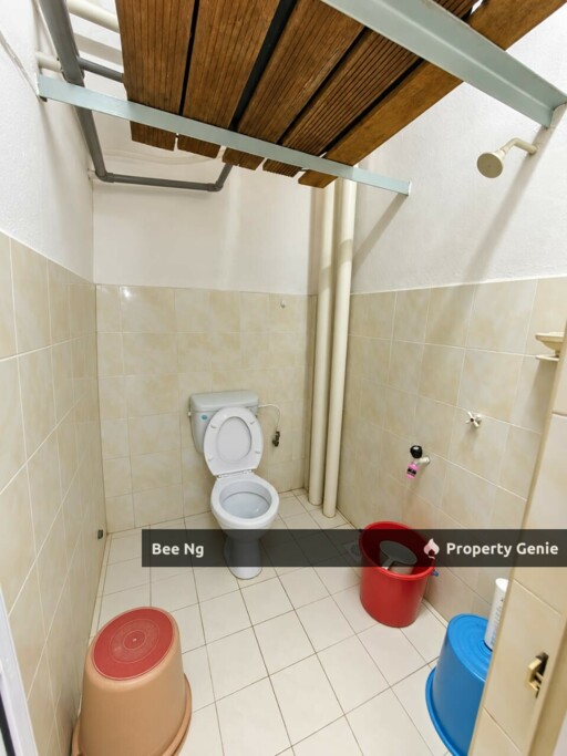 Taman Tampoi Utama / 3bedroom Flat Ground Floor / Full Loan
