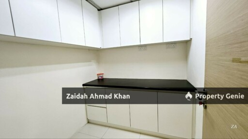 KL CITY CENTER OFFICE FOR RENT NEAR MRT NEAR PARKING NEAR UNIVERSITY NEAR KG BARU NEAR KL TOWER OFFICE FOR RENT PARTLY FURNISHED OFFICE SUITABLE FOR CUSTOMER SERVICE