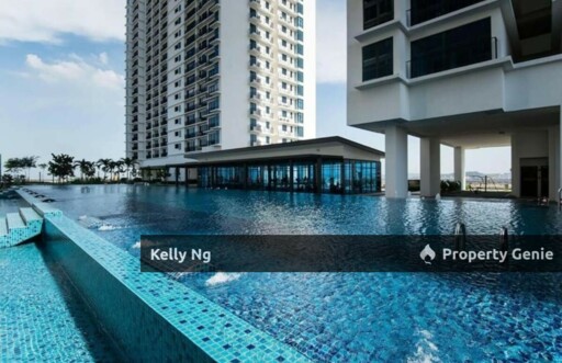 Trefoil Studio Unit At Setia Alam Shah Alam For Slae