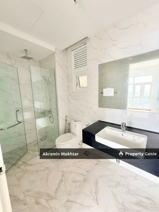 Freehold, Facing KLCC & 4 Parking | MET 1 Residences Condo, KL Metropolis, Dutamas KL .