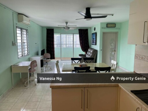 Flora Damansara Apartment