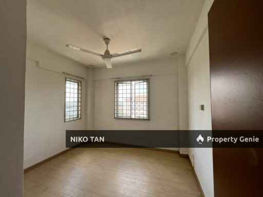 Persiaran Tanjung Apartment Renovated Tampoi For Rent