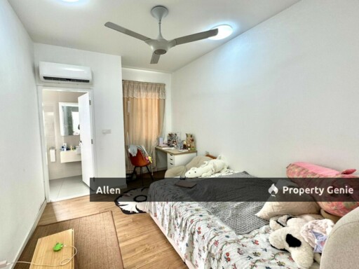 Sunway Citrine Lakehomes Double Storey Terrace — Vacant Mid-June