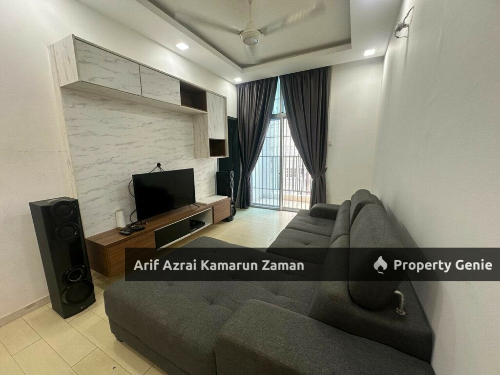 [Fully Furnished] Lakefront Prima SelangorKu, Cyberjaya | 3R2B | 850 sqft | Free WiFi | 2 Car Parks | RM1,600