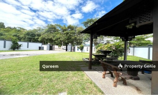 [Huge Land] 2 Storey Bungalow Meru Heights Ipoh Perak