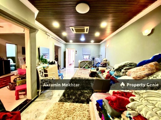 Freehold & Partially Furnished | Double Storey Bungalow [CORNER] Jalan Kent Kampung Datuk Keramat KL
