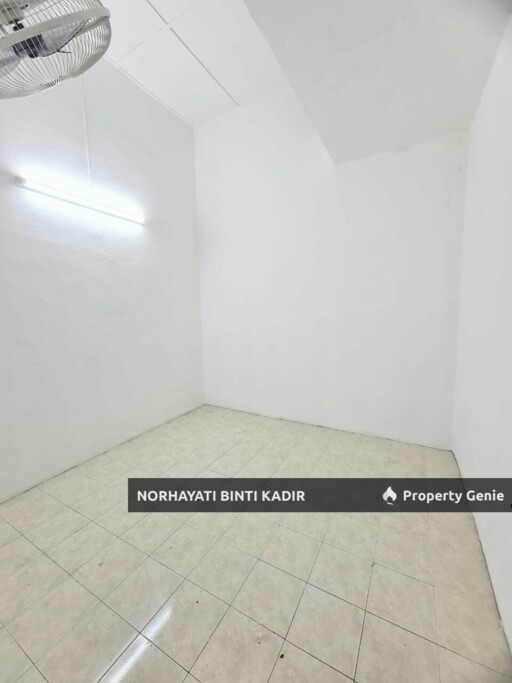 TERES SETINGKAT LORONG SERI DAMAI PERDANA 22 (BATU 6), KUANTAN