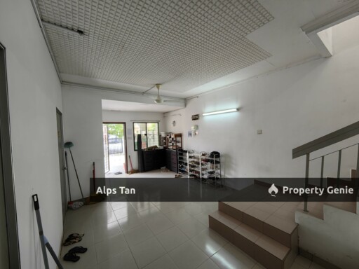 Jalan SS 15-2E Subang Jaya (Female Unit Only)