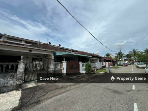 Taman Flora Heights • 1-Storey House • Nearby Seri Alam