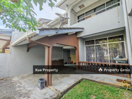 Double Storey Terrace Intermediate House For Sale Located at 3rd Mile, Lorong Pasir