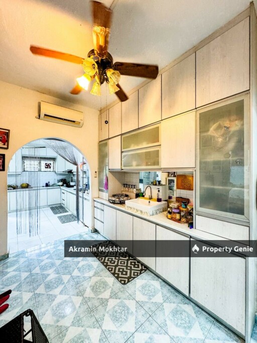 Freehold & Renovated | Double Storey Selayang Indah, Batu Caves