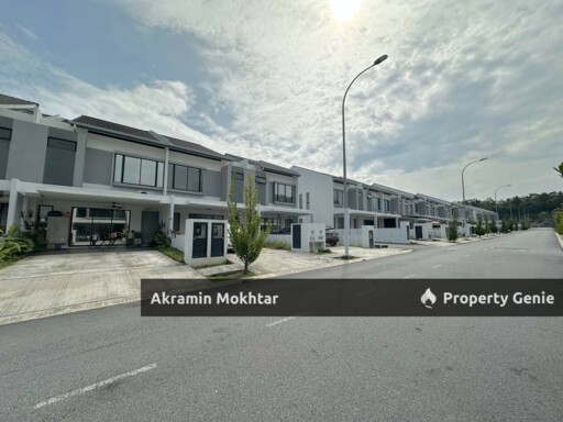 Freehold | Townhouse Lower Unit Residensi Lambaian 2, Bangi