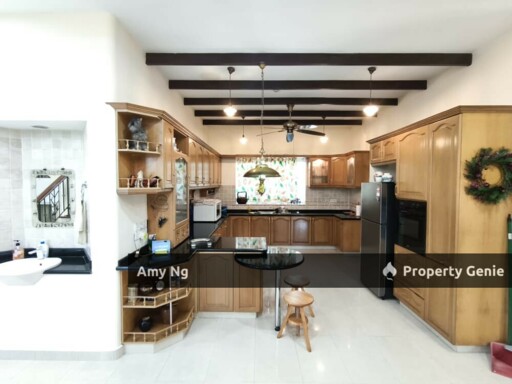 FreeHold Bungalow Ipoh Garden For Sale