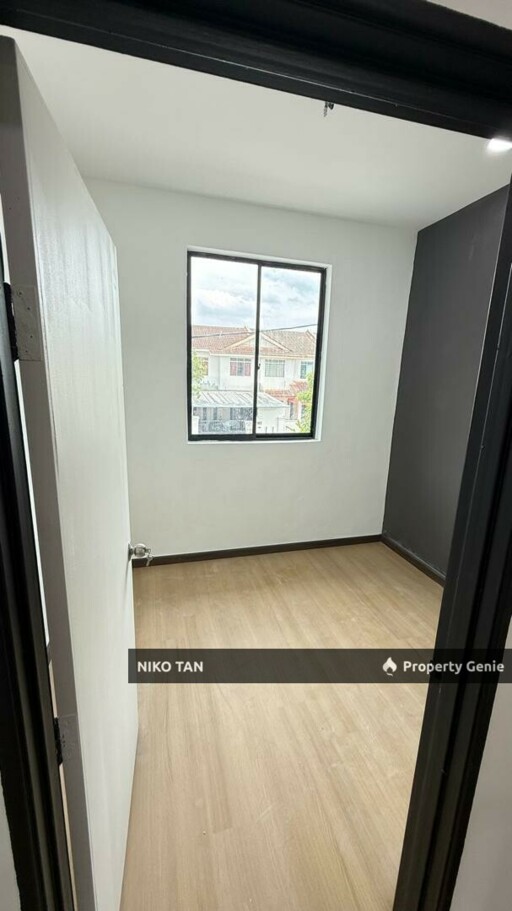 Jalan Mawar 18 Double Storey With Fully Renovated & Extended Kitchen For Sale