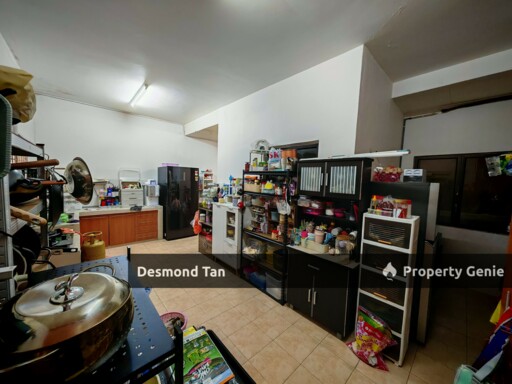 Park Avenue, Seremban 2, Garden Avenue, Semi Renovated, (Facing No House)