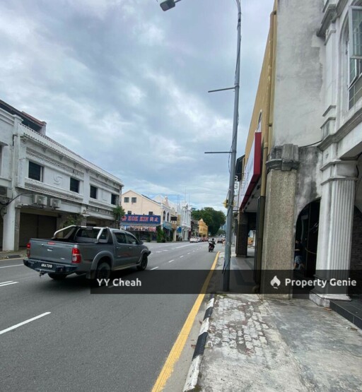 Ipoh Town 2.5 storey shop lot 三奶巷