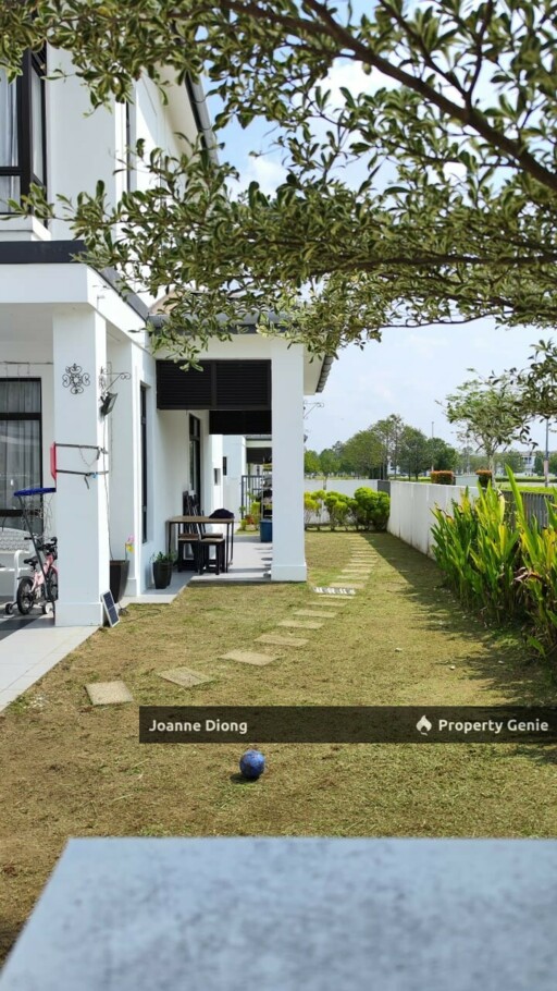Eco Grandeur End Lot Double Storey House