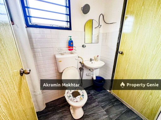 Partially Furnished | Double Storey Terrace Taman Sri Indah, Balakong Cheras