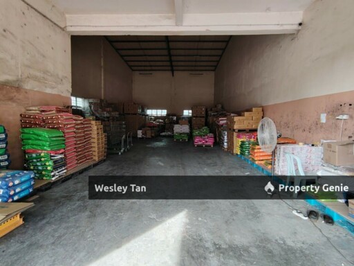 Jalan IKS Merdeka 6 Joining Factory With Mezzanine Floor For Sale