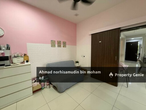 Corner Lot & Facing Open &  Furnished : 2 Storey Elmina Green 1