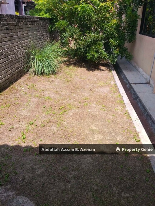 SEMI D OPEN FACING FULL RENOVATE