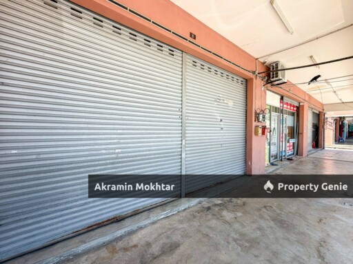 Facing OpenSingle | Storey Shoplot at Kosmopleks, Bandar Baru Salak Tinggi, Sepang