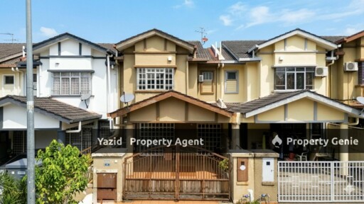 Double Storey, Taman Seri Putra, Kajang [ Gated and Guarded  ]