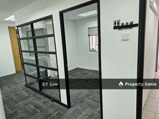Renovated Corner unit Office for Rent & Sale Kompleks Maluri, Cheras KL