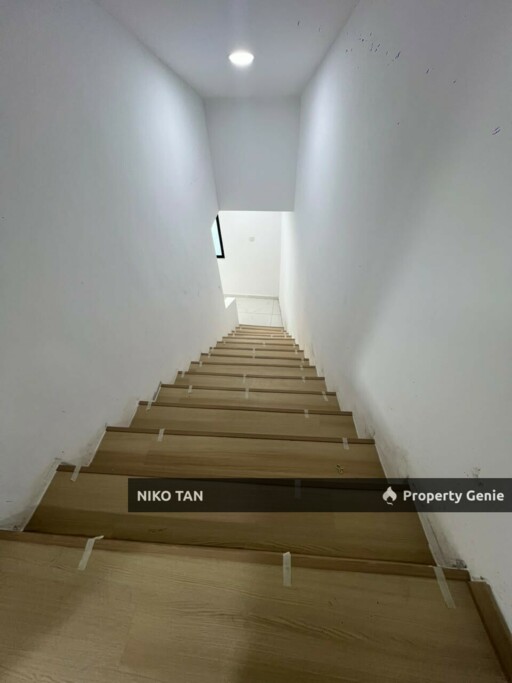 Jalan Lading Double Storey Fully Renovated with Extended Kitchen Taman Puteri Wangsa For Sale