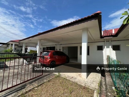 1838010826 Rumah Teres Setingkat Dijual MURAH
