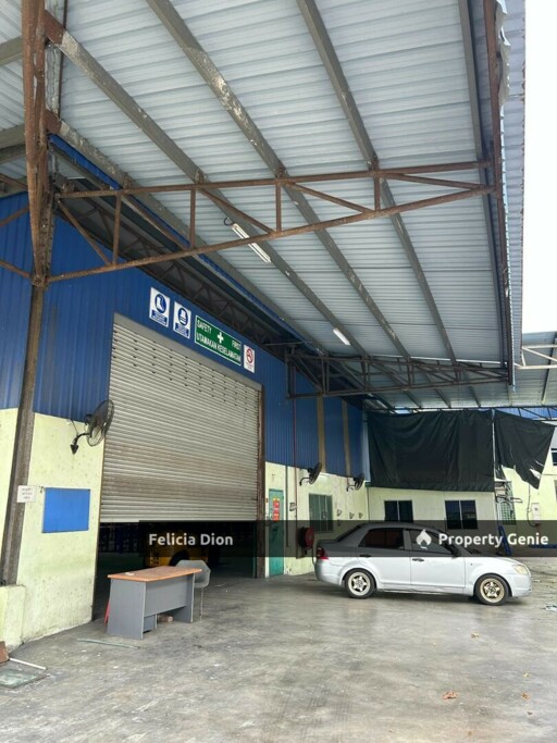 Freehold Bukit Rambai Factory/Warehouse Corner Lot @Facing Mainroad For Sale‼️