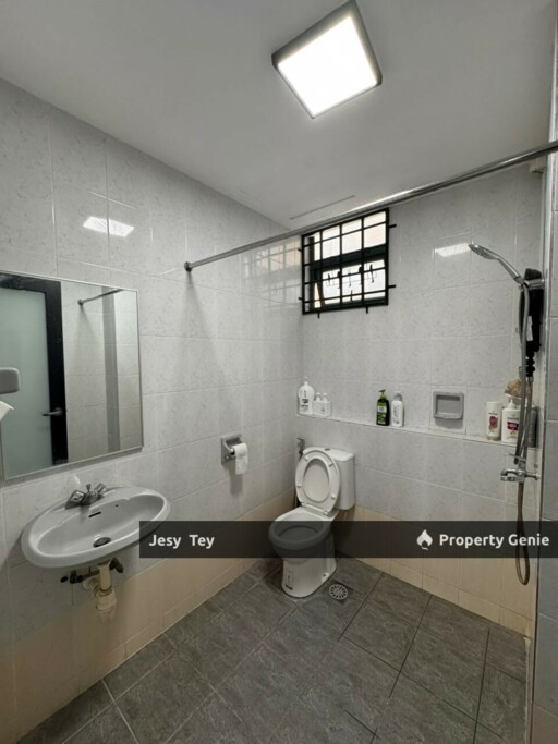 Wadihana Condominium For Rent Near CIQ