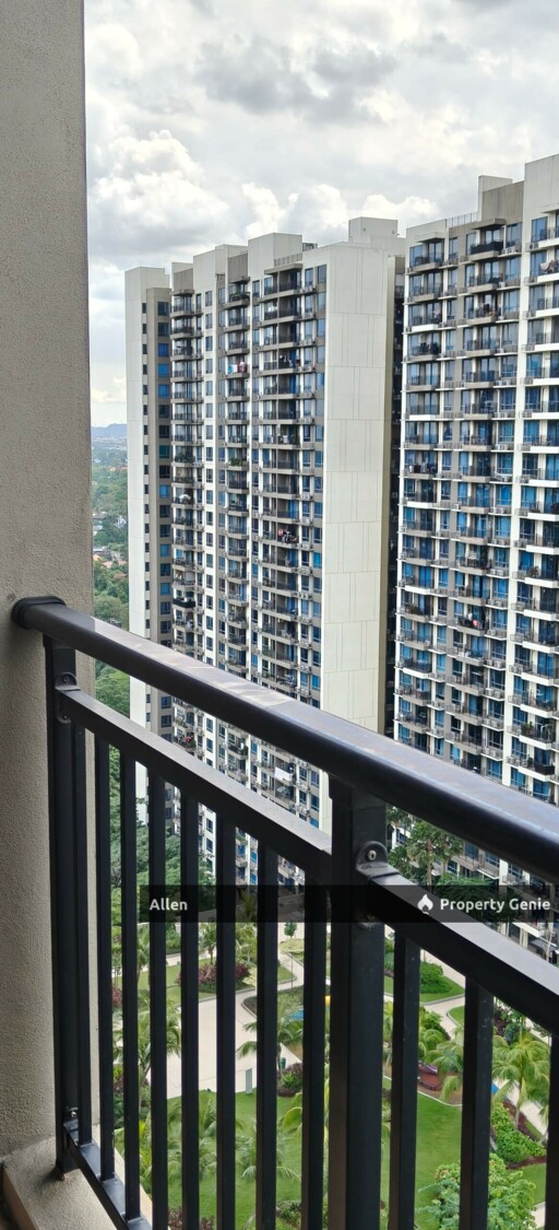 Country Garden Central Park, Johor Bahru. Strategic Location with Easy Access to City Amenities and Major Highways