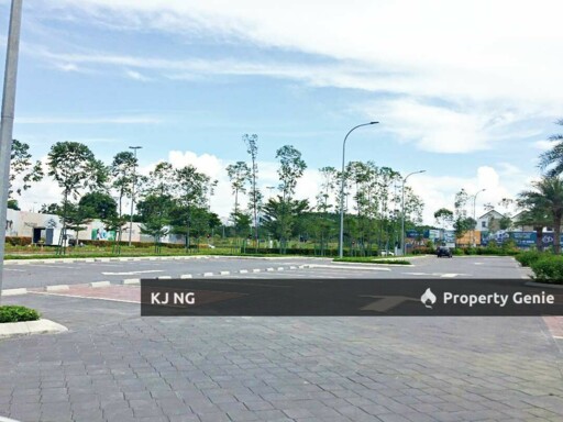 Sunway Boulevard Shop For Rent   @  KJ 018 784 1188