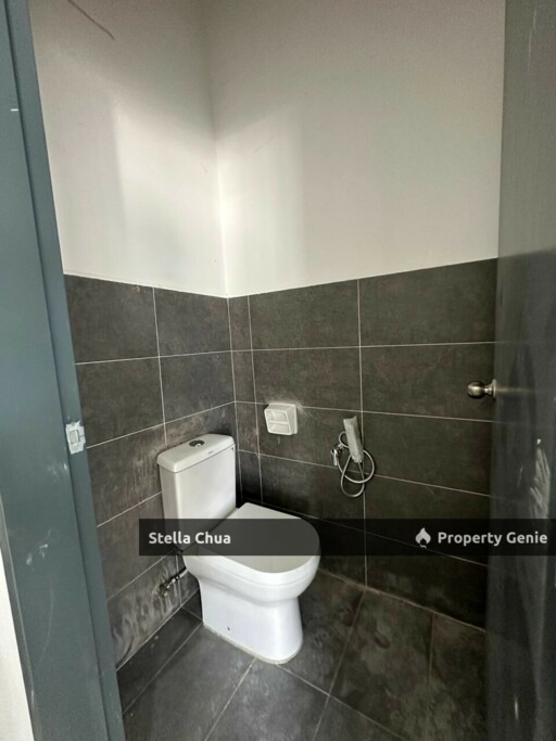 For Rent | For Sale 1.5 Storey Terrace Corner - Retail Factory  K City - Indahpura @ Kulai