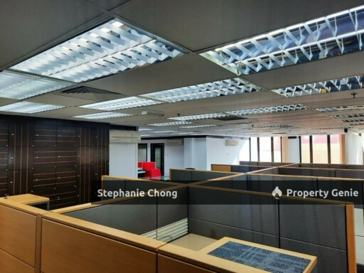 Fully Furnished Office Steps Away from Taman Jaya LRT Amcorp Mall Petaling Jaya