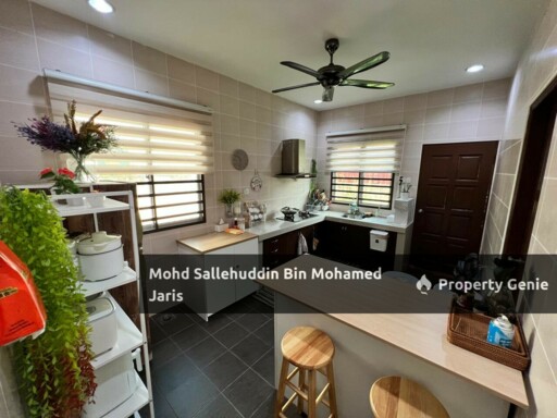 Tanah Lot Banglo Berserta 2 Unit Semi-D di Pak Mahat, Kempadang Kuantan Pahang