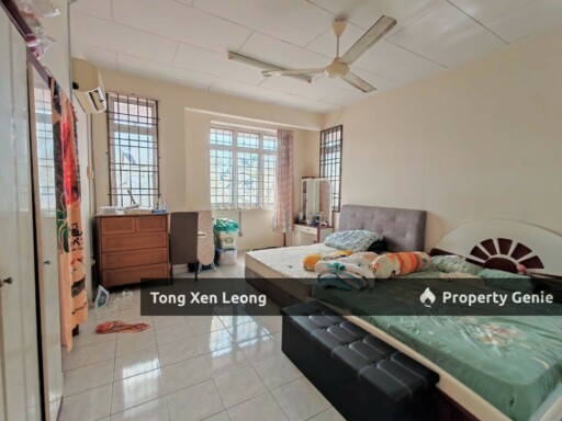 Ayer Keroh Double Storey Corner Lot With 2624 Sqft Land