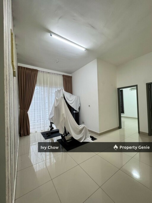 Taman Seri Austin Cluster house for rent