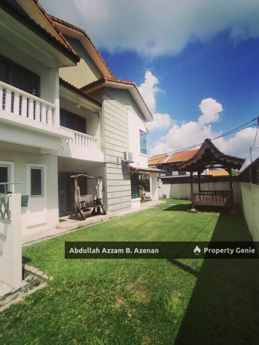 DOUBLE STORY CORNER LOT ! FULLY FURNISHED