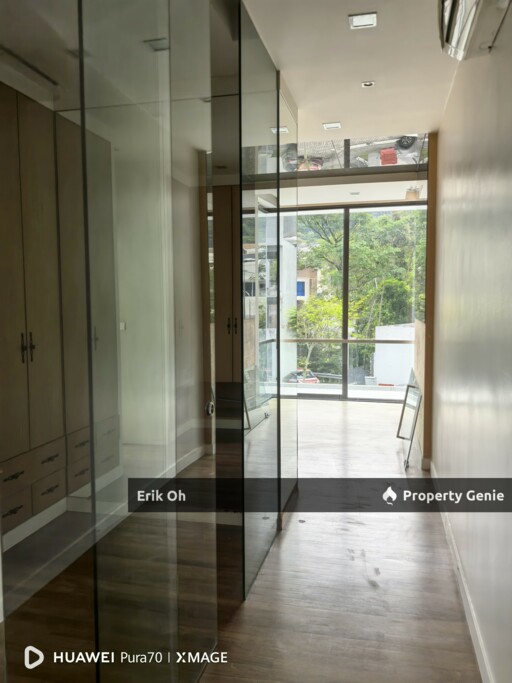 Luxury 3-Storey Corner Bungalow with Pool @ Twin Palm Sungai Long- For Sale