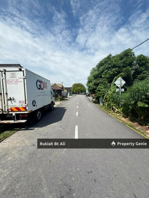 FACING OPEN, 1storey Terrace Taman Cempaka, Senawang