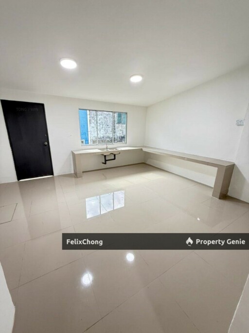 Taman Dto Yahya 1 Sty Terrace,Jalan Nilam,Ulu Tiram,Renovated,Bumi Lot