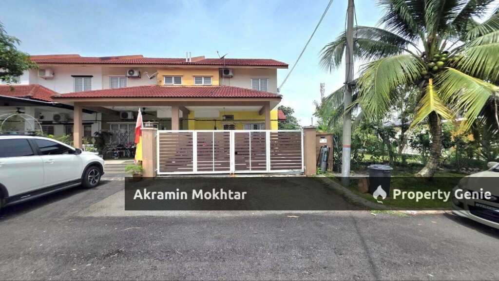 FREEHOLD, FACING OPEN, RENOVATED & CORNER LOT | DOUBLE STOREY TERRACE CORNER LOT HOUSE TAMAN IDAMAN MURNI SALAK TINGGI SEPANG