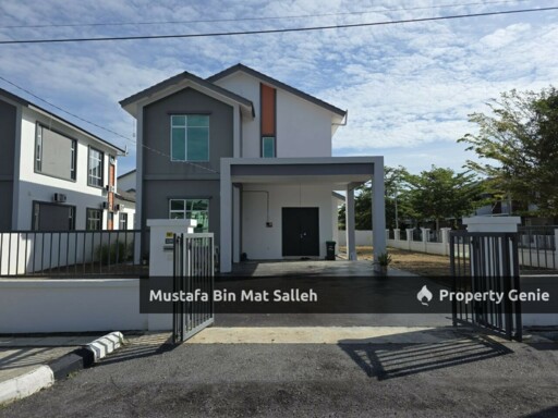 [Corner Unit] Koyak Plastik, Taman Serai Wangi