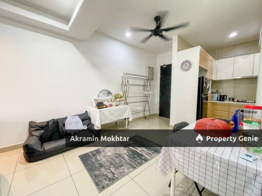 RENOVATED UNIT & 2 PARKING | V Residensi 2, Seksyen 22, Shah Alam